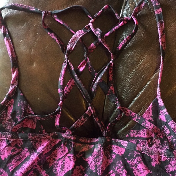 O’Neill Strappy Back Black & Pink chiffon blouse - Picture 5 of 7